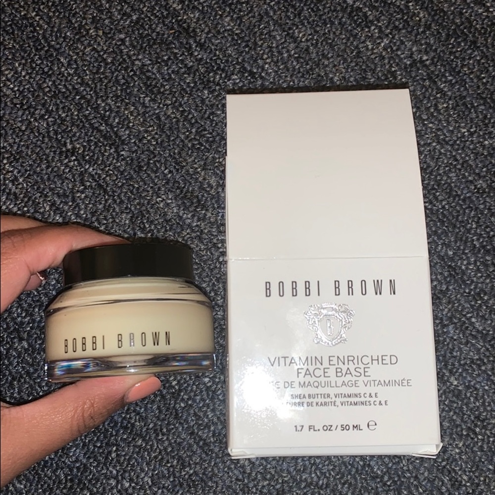 Bobbi brown vitamin enriched face base